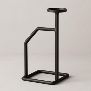 Metal və taxta baza üzərində loft masa lampası və kitab dəsti